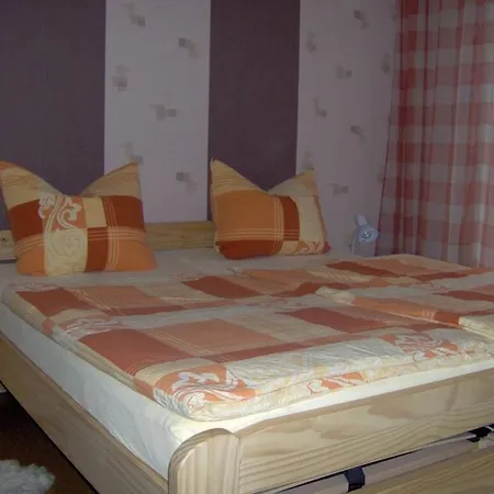 With 2 Bedrooms Ferienhaus *